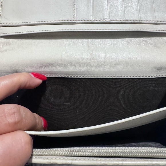 Gucci Beige Wallet - Picture 7 of 11